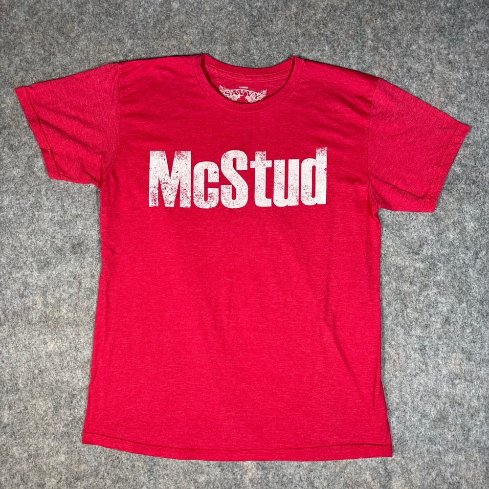 Savvy McStud Graphic T-Shirt Mens Large Red Excellent Short Sleeve Crew Neck